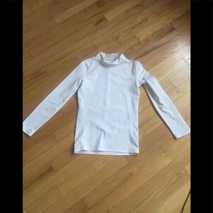 ➡️2/$20❗️⬅️Youth size boy’s long sleeve turtleneck